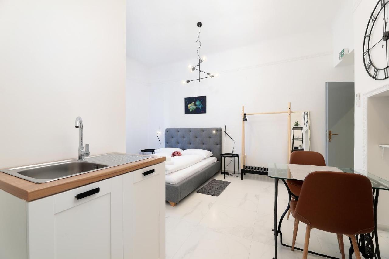 Apartments Luan Rijeka Exterior photo